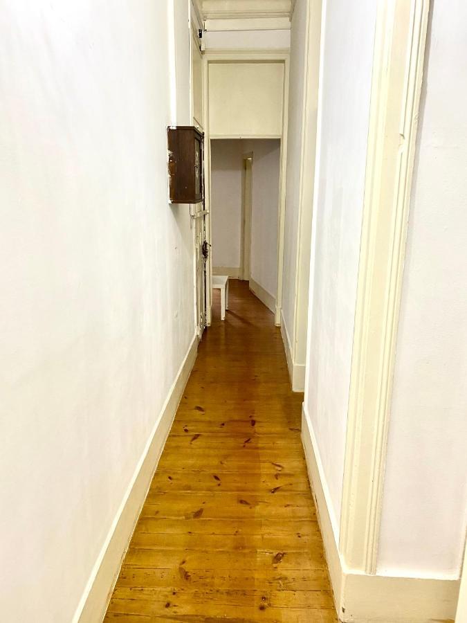 ליסבון Classic Chiado 1 - Central Guest House Room With Shared Bathroom מראה חיצוני תמונה