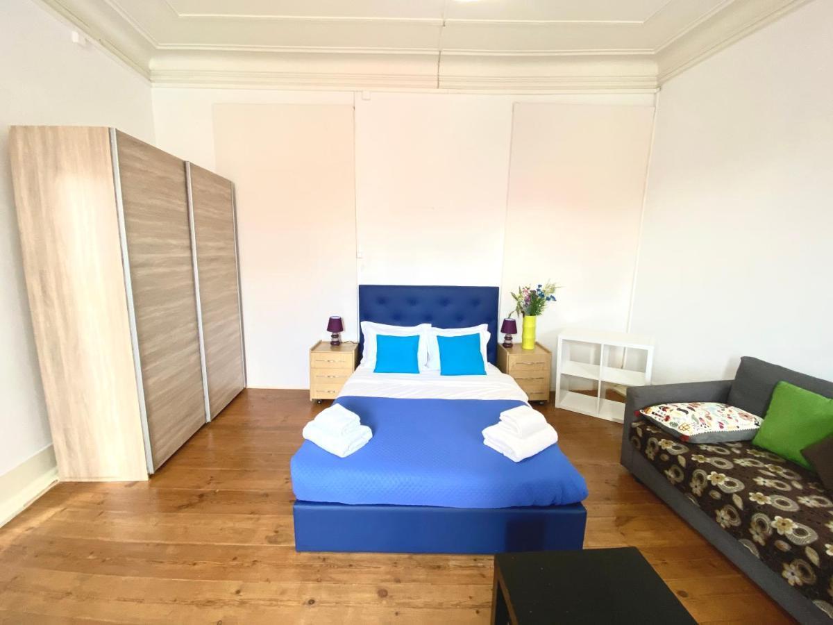 ליסבון Classic Chiado 1 - Central Guest House Room With Shared Bathroom מראה חיצוני תמונה